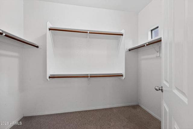 939 E SOURWOOD Drive, Gilbert, AZ 85298