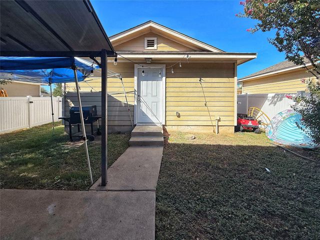 708 Craters Of The Moon BLVD, Pflugerville, TX 78660