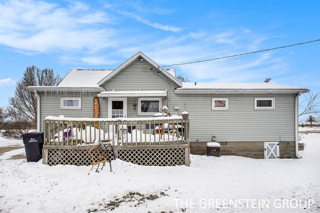 1950 E Dowling Road, Hastings, MI 49058