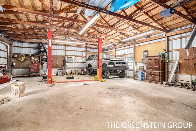 1950 E Dowling Road, Hastings, MI 49058