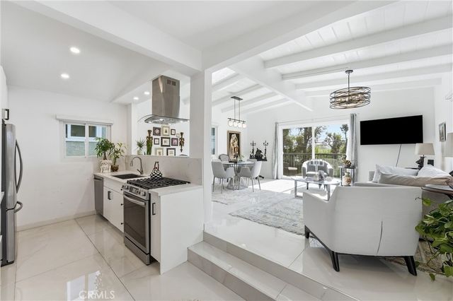 1729 Axenty Way, Redondo Beach, CA 90278
