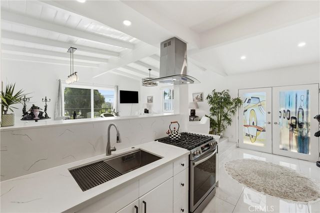1729 Axenty Way, Redondo Beach, CA 90278