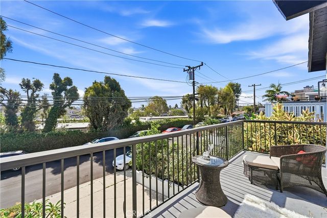 1729 Axenty Way, Redondo Beach, CA 90278