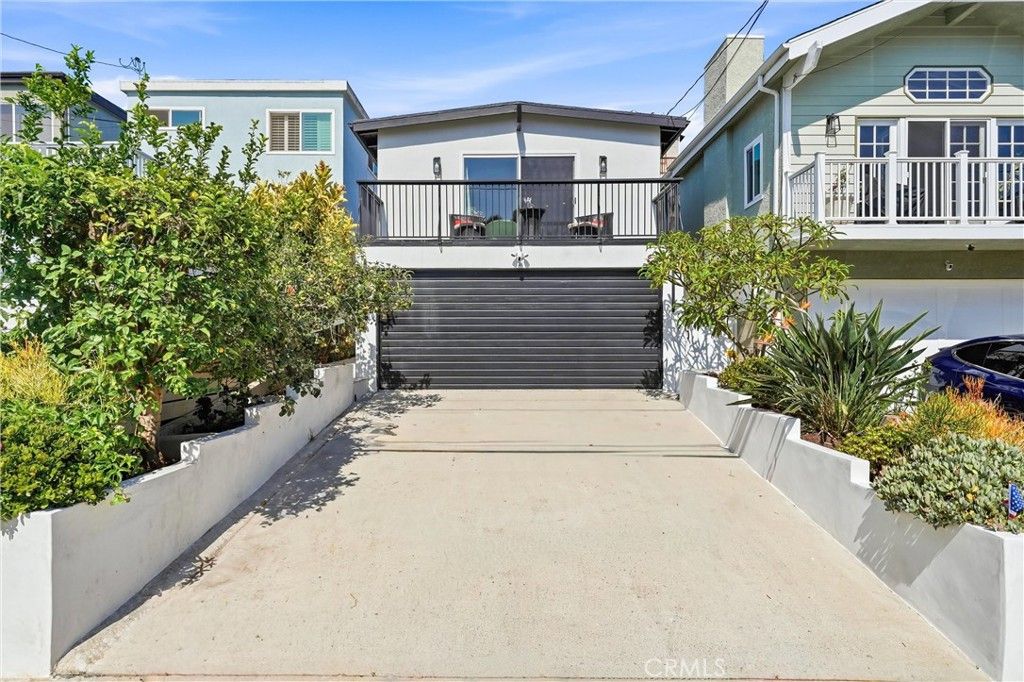 1729 Axenty Way, Redondo Beach, CA 90278