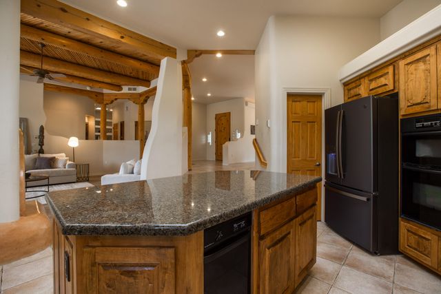 13723 Apache Plume Place NE, Albuquerque, NM 87111