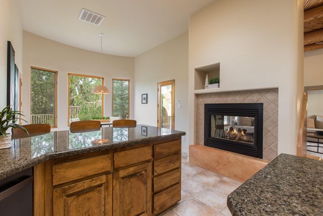 13723 Apache Plume Place NE, Albuquerque, NM 87111