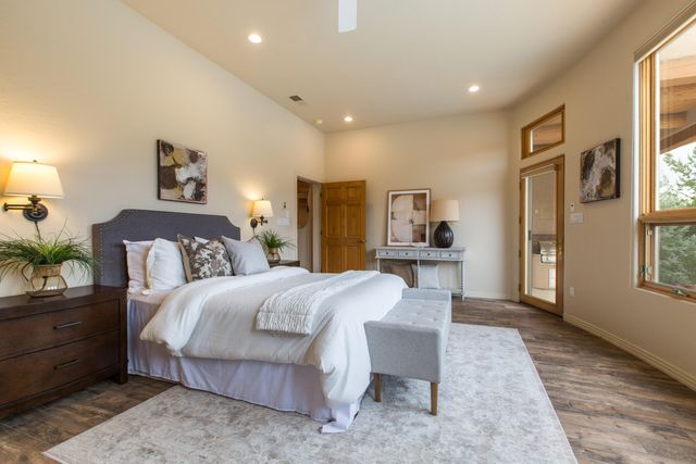 13723 Apache Plume Place NE, Albuquerque, NM 87111