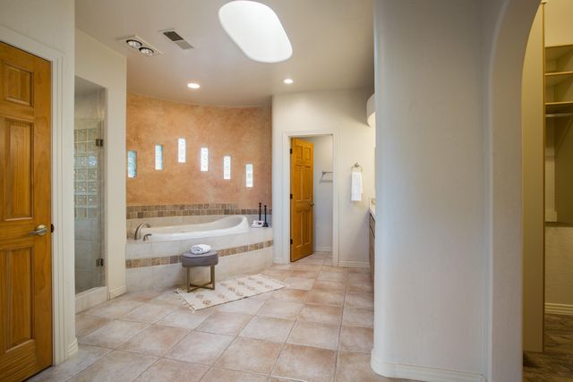 13723 Apache Plume Place NE, Albuquerque, NM 87111