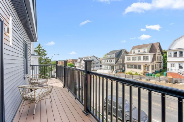 446 Broadway 2, Somerville, MA 02145