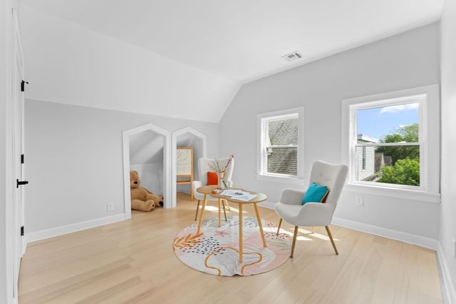 446 Broadway 2, Somerville, MA 02145