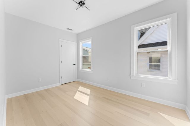 446 Broadway 2, Somerville, MA 02145