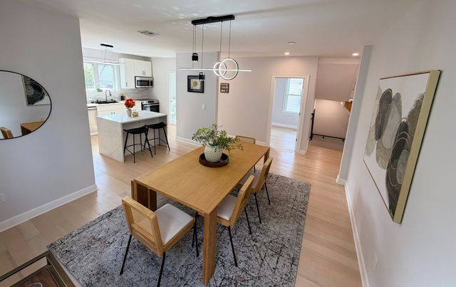 446 Broadway 2, Somerville, MA 02145
