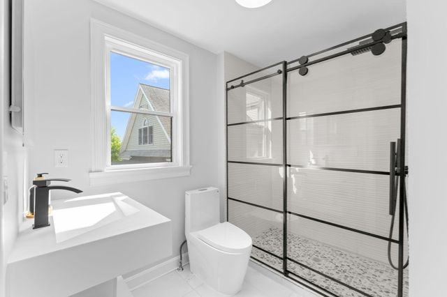 446 Broadway 2, Somerville, MA 02145