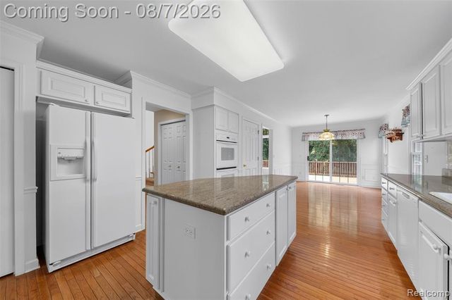 18144 Cascade Drive, Northville, MI 48168