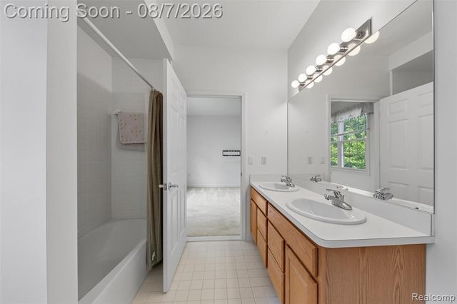 18144 Cascade Drive, Northville, MI 48168