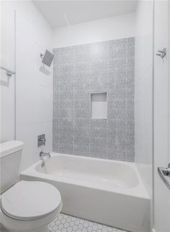 908 Poplar ST 105, Austin, TX 78705