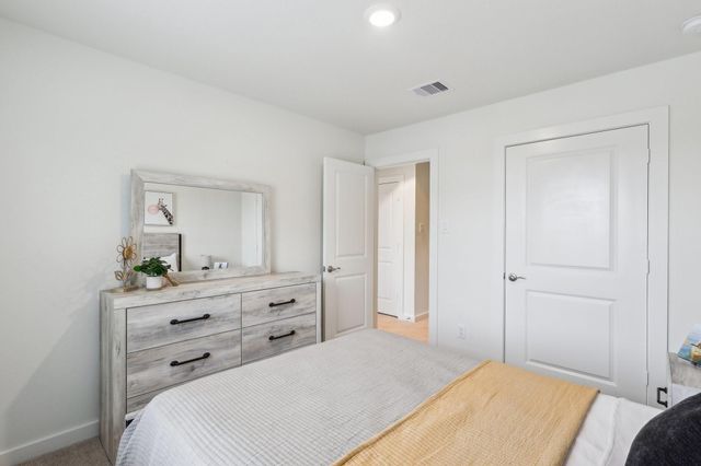 631 Canvas Ave, Fulshear, TX 77441