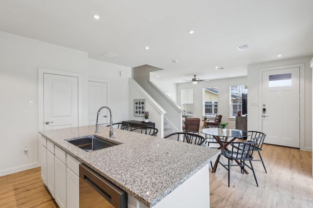 631 Canvas Ave, Fulshear, TX 77441