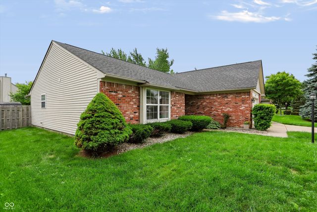 12747 Sovereign Lane, Fishers, IN 46038