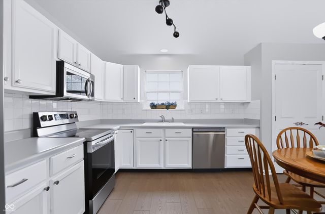 12747 Sovereign Lane, Fishers, IN 46038