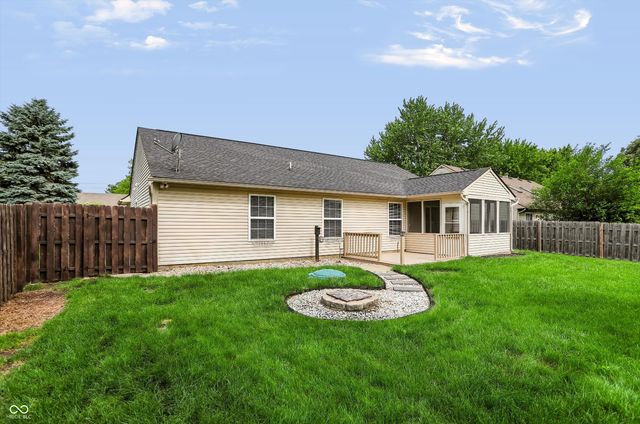 12747 Sovereign Lane, Fishers, IN 46038