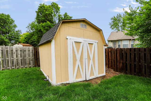 12747 Sovereign Lane, Fishers, IN 46038