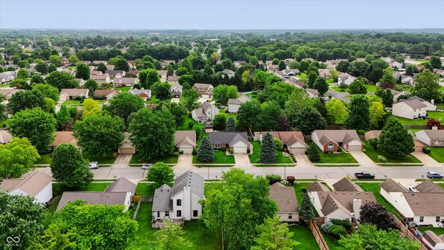 12747 Sovereign Lane, Fishers, IN 46038