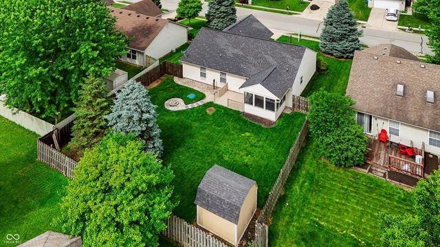 12747 Sovereign Lane, Fishers, IN 46038