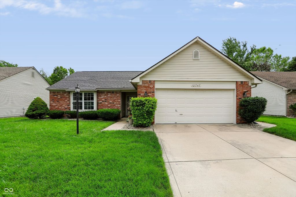 12747 Sovereign Lane, Fishers, IN 46038