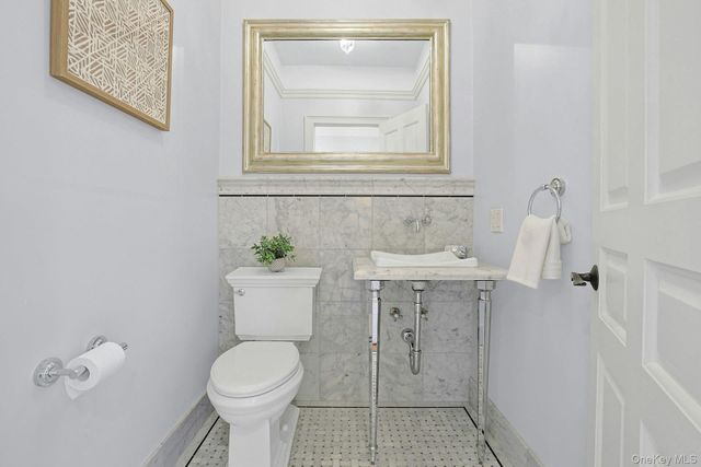 53 Harvest Drive, Scarsdale, NY 10583