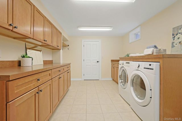 53 Harvest Drive, Scarsdale, NY 10583