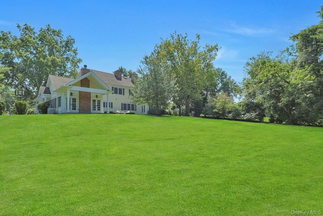 53 Harvest Drive, Scarsdale, NY 10583