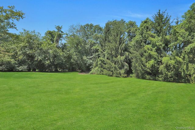 53 Harvest Drive, Scarsdale, NY 10583