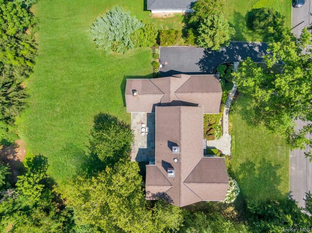 53 Harvest Drive, Scarsdale, NY 10583