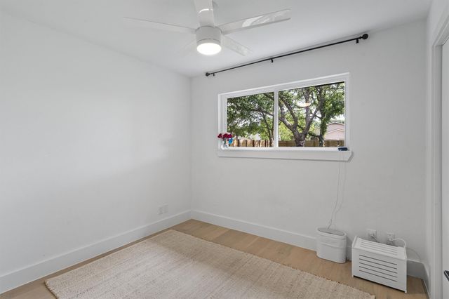 12811 Copper Cliff Ave B, Austin, TX 78727