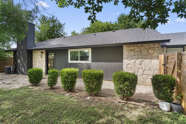 12811 Copper Cliff Ave B, Austin, TX 78727