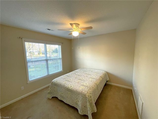 3123 High Bridge Circle, Jamestown, NC 27282