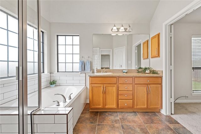 2041 Mountain Wind Loop, Bryan, TX 77807