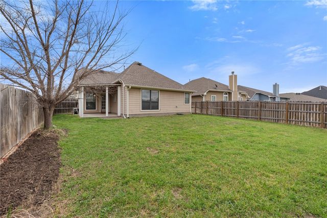 2041 Mountain Wind Loop, Bryan, TX 77807