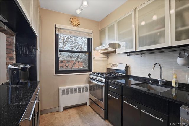 80-01 156th Avenue 3, Howard Beach, NY 11414