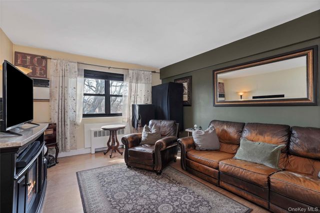 80-01 156th Avenue 3, Howard Beach, NY 11414