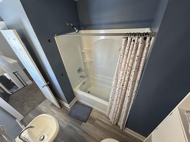 4435 Central Street, Columbiaville, MI 48421