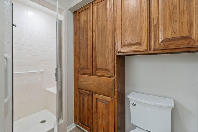 200 Panorama Drive, Conroe, TX 77304