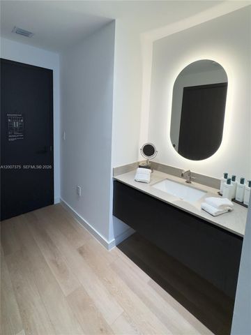 20 NE 11th Street 3006B, Miami, FL 33132