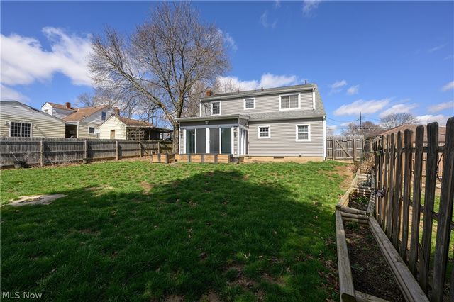 1550 Osage, Akron, OH 44305