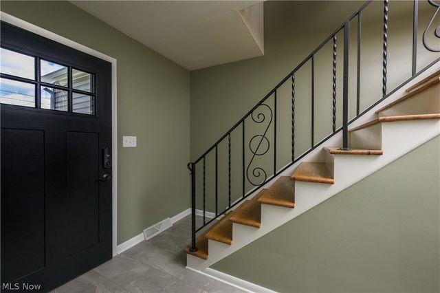 1550 Osage, Akron, OH 44305