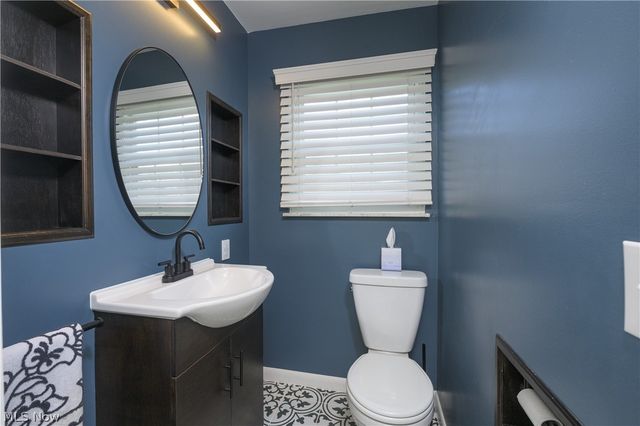 1550 Osage, Akron, OH 44305