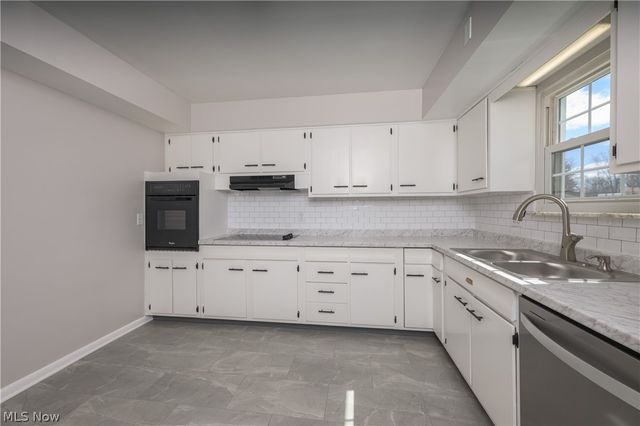 1550 Osage, Akron, OH 44305