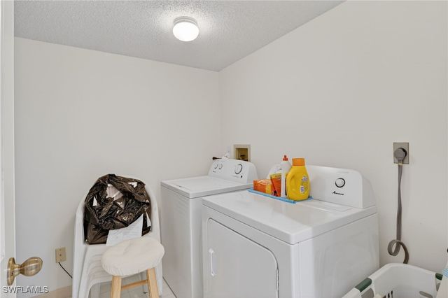 6945 Dennis CIR I201, Naples, FL 34104