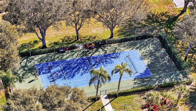 6945 Dennis CIR I201, Naples, FL 34104